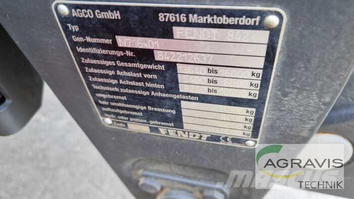Fendt 828 VARIO S4 Tracteur