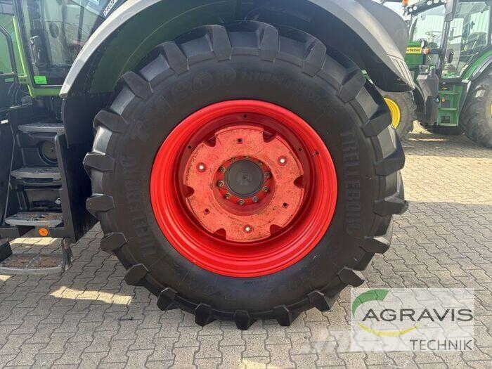 Fendt 828 VARIO S4 Трактори