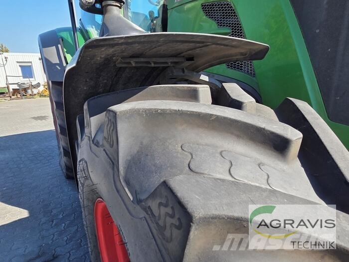 Fendt 828 VARIO S4 Tractoren