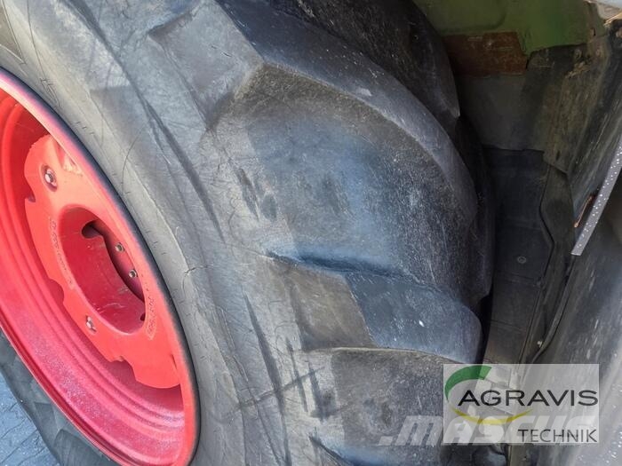 Fendt 828 VARIO S4 Tractoren
