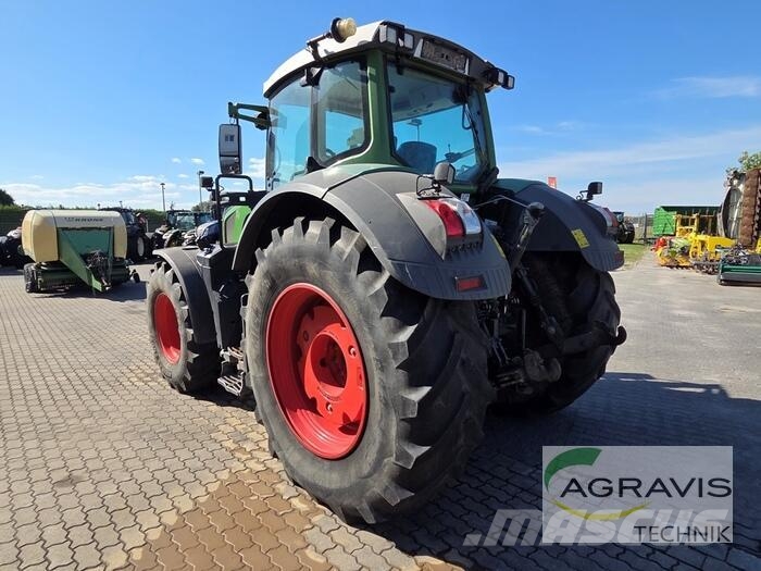 Fendt 828 VARIO S4 Tractoren