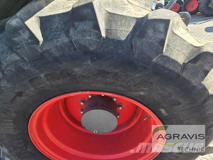 Fendt 828 VARIO S4 Traktoren