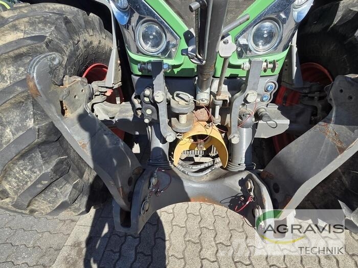 Fendt 828 VARIO S4 Traktoren