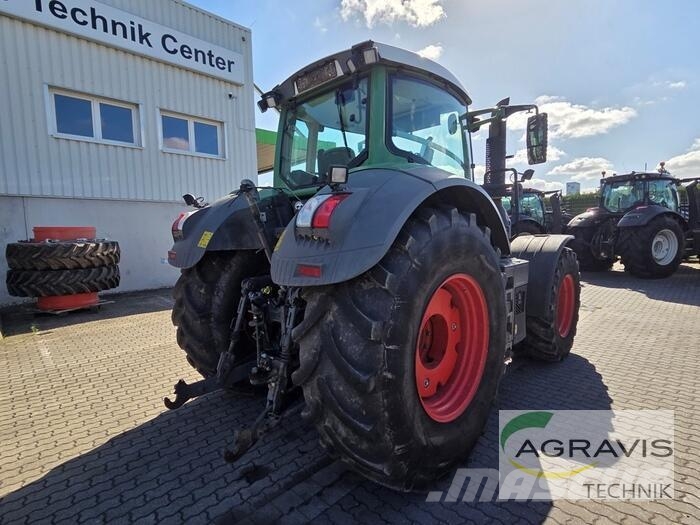 Fendt 828 VARIO S4 Traktoren