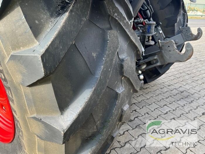 Fendt 828 VARIO S4 Profi Plus Трактори
