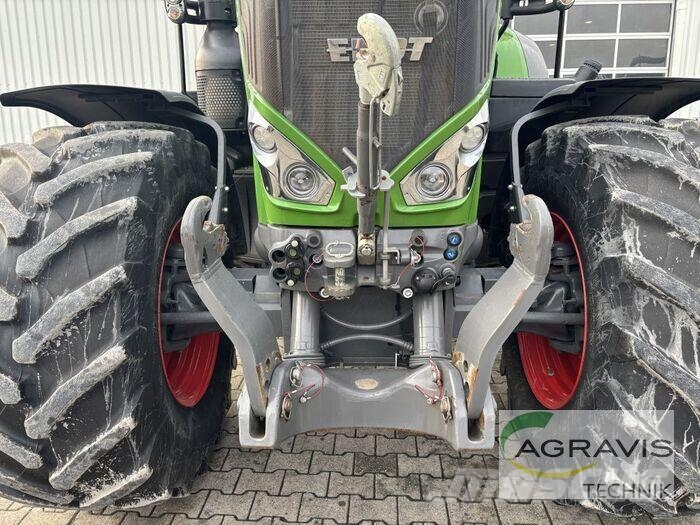 Fendt 828 VARIO S4 Profi Plus Трактори