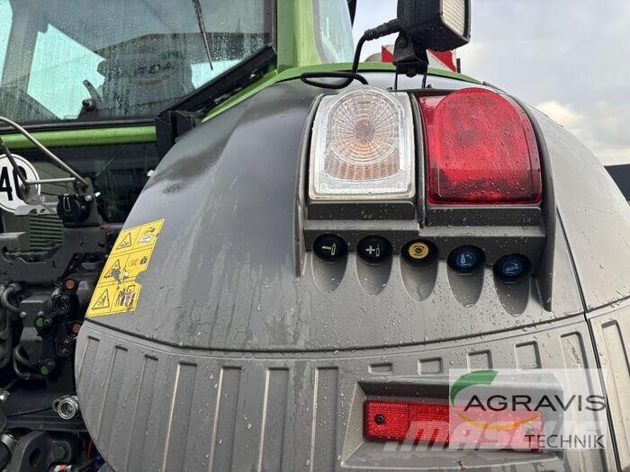 Fendt 828 VARIO S4 Profi Plus Трактори
