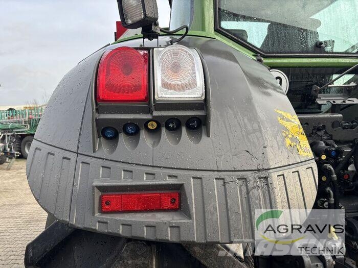 Fendt 828 VARIO S4 Profi Plus Трактори