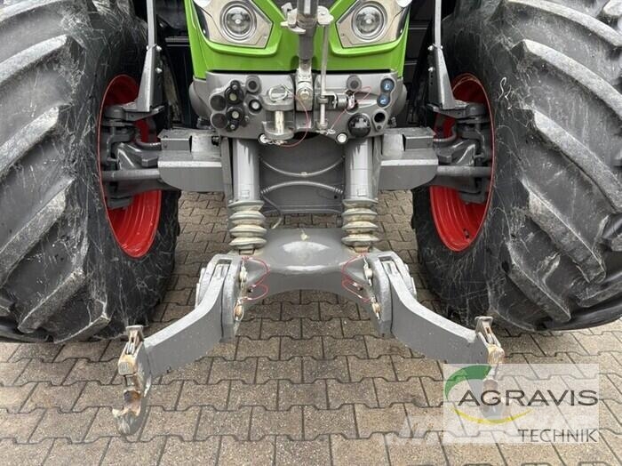 Fendt 828 VARIO S4 Profi Plus Tracteur