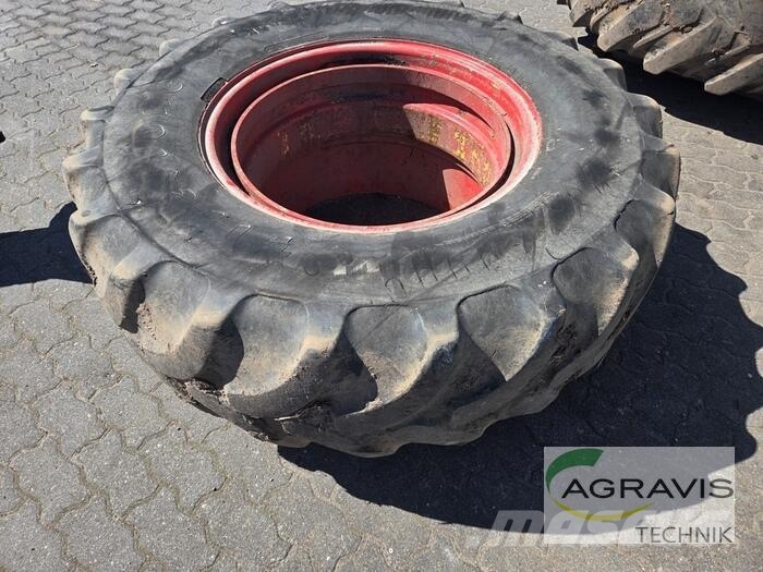Fendt 828 VARIO S4 Profi Plus Traktoren