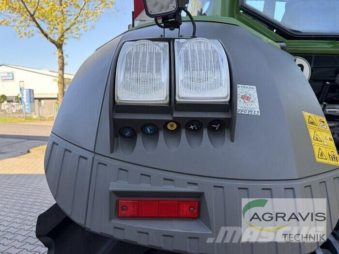 Fendt 828 VARIO S4 Profi Plus Tractoren