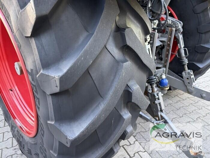 Fendt 828 VARIO S4 Profi Plus Tractoren