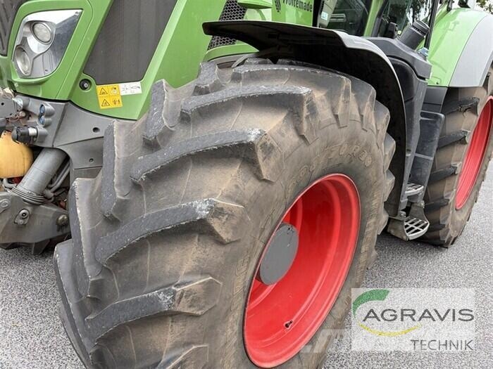 Fendt 828 VARIO S4 Profi Plus Tractoren
