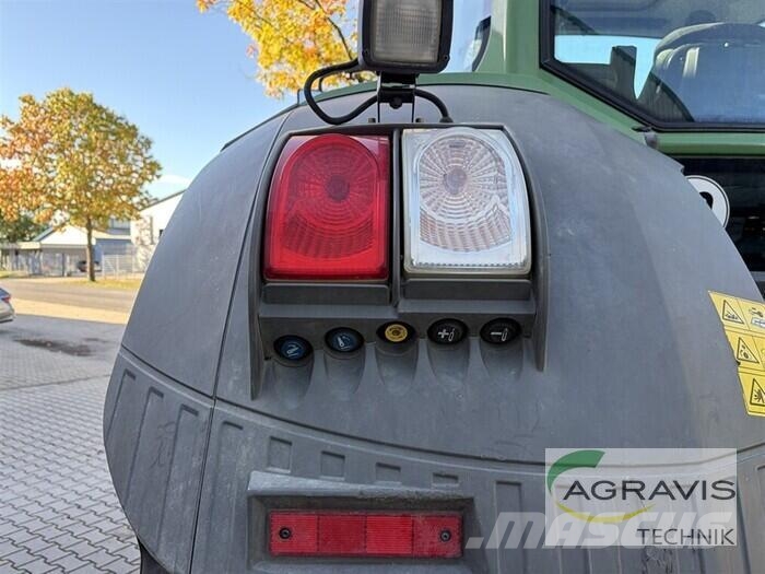 Fendt 828 VARIO S4 Profi Plus Tractoren