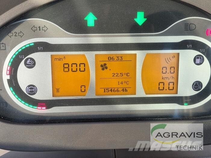 Fendt 828 VARIO S4 Profi Plus Trattori