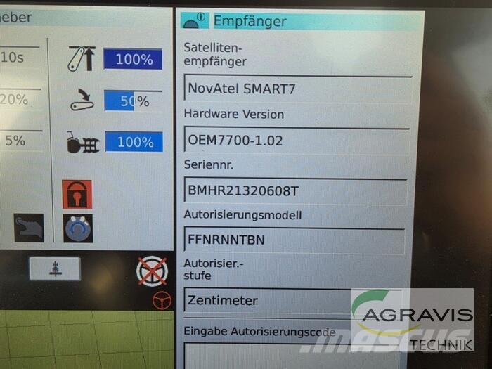 Fendt 828 VARIO S4 Profi Plus Trattori