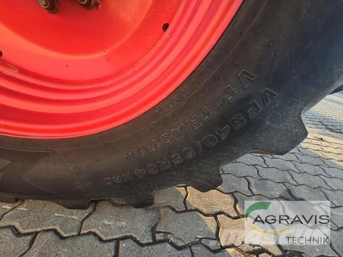 Fendt 828 VARIO S4 Profi Plus Trattori