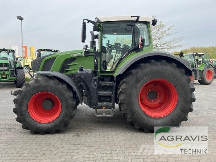 Fendt 828 VARIO S4 Profi Plus Traktorji