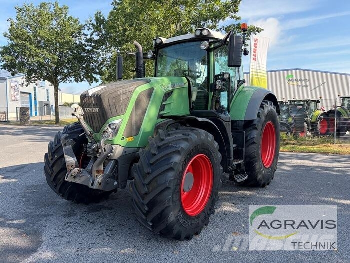 Fendt 828 VARIO S4 Profi Plus Трактори