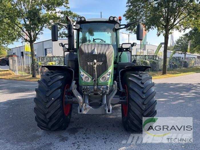Fendt 828 VARIO S4 Profi Plus Трактори