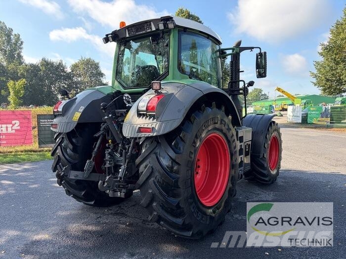 Fendt 828 VARIO S4 Profi Plus Трактори