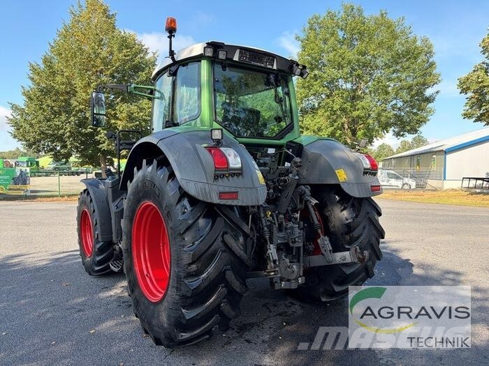 Fendt 828 VARIO S4 Profi Plus Трактори