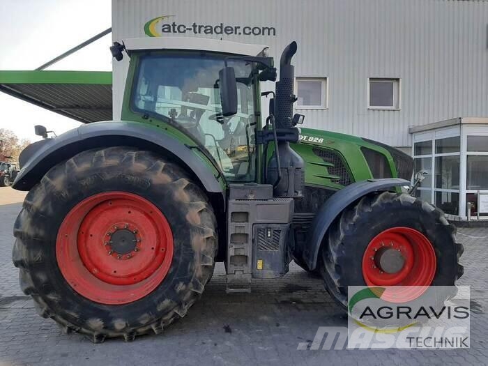 Fendt 828 VARIO S4 Profi Plus Tractores
