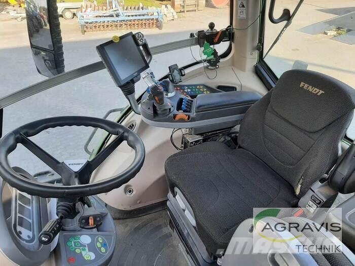 Fendt 828 VARIO S4 Profi Plus Tractores