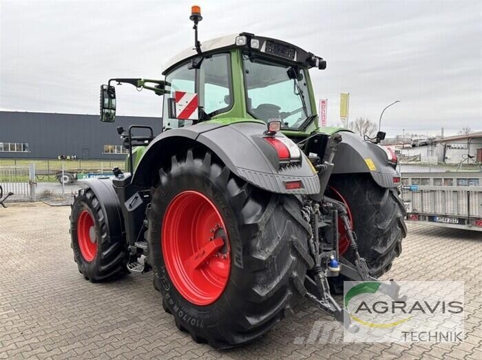 Fendt 828 VARIO S4 Profi Plus Tracteur