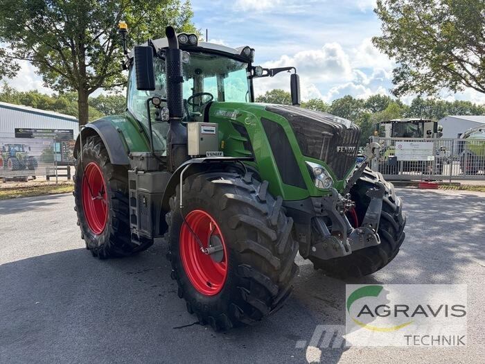 Fendt 828 VARIO S4 Profi Plus Tracteur