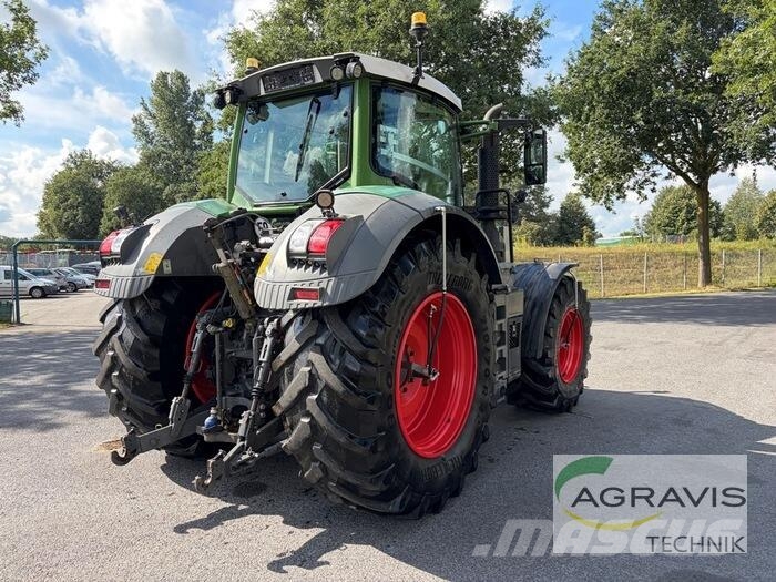Fendt 828 VARIO S4 Profi Plus Tracteur