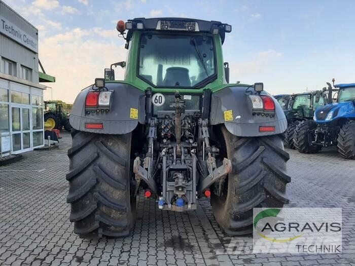 Fendt 828 VARIO S4 Profi Plus Traktoren
