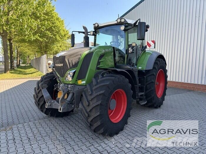 Fendt 828 VARIO S4 Profi Plus Tractoren