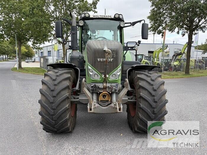Fendt 828 VARIO S4 Profi Plus Tractoren