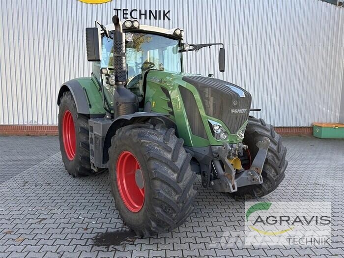 Fendt 828 VARIO S4 Profi Plus Tractoren