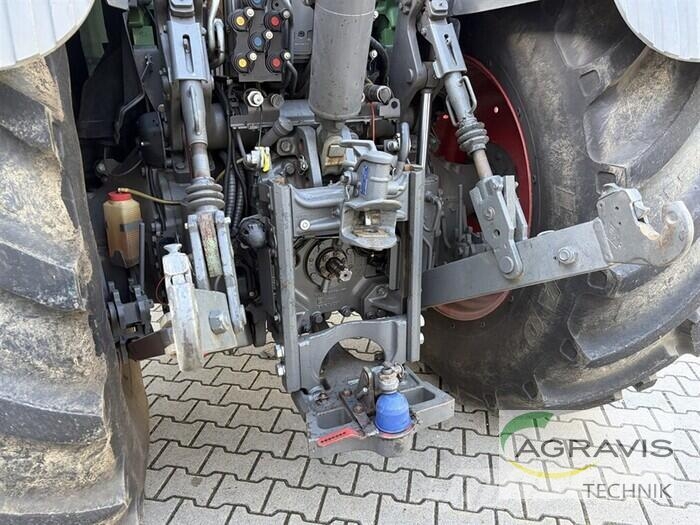 Fendt 828 VARIO S4 Profi Plus Tractoren