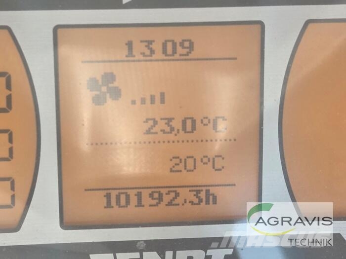 Fendt 828 VARIO SCR Трактори
