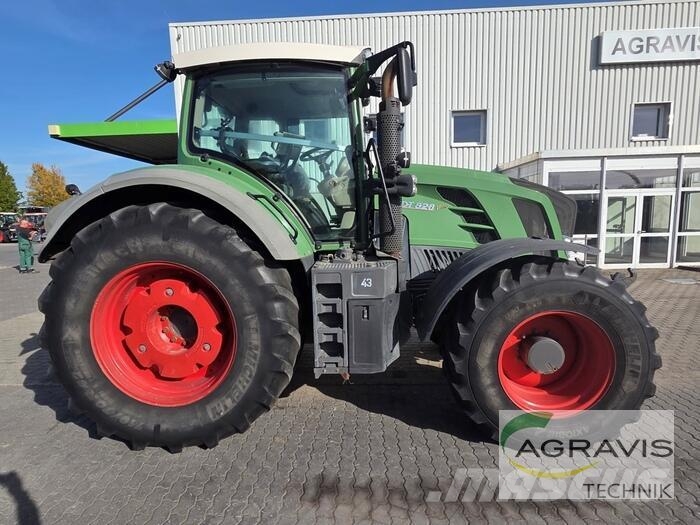 Fendt 828 VARIO SCR Trattori