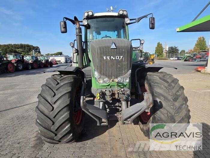 Fendt 828 VARIO SCR Trattori
