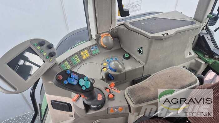 Fendt 924 VARIO Tractors