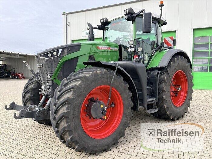 Fendt 933 Gen7 ProfiPlus Traktorji