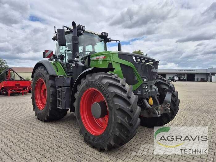 Fendt 933 VARIO GEN-7 Трактори