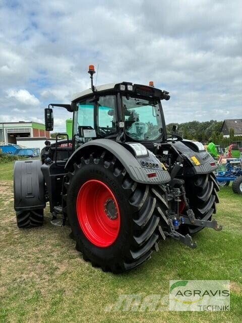 Fendt 933 VARIO GEN-7 Tratores Agrícolas usados