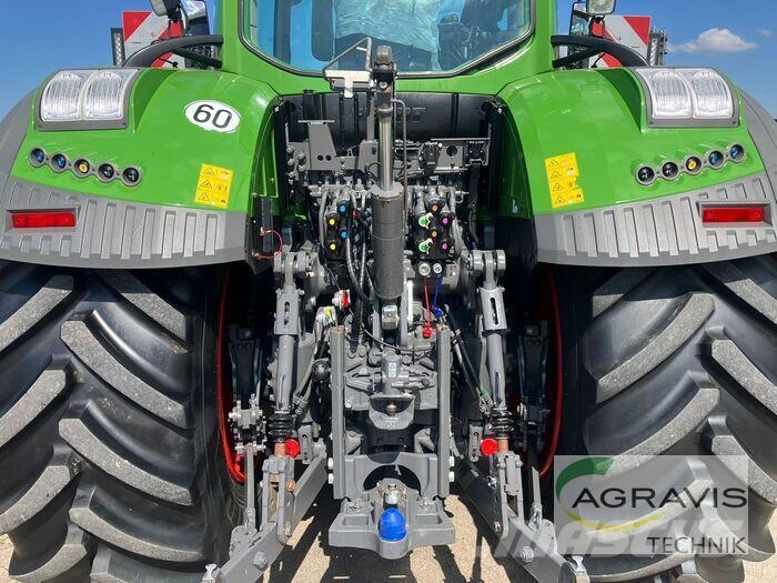 Fendt 936 VARIO GEN-7 Tractors