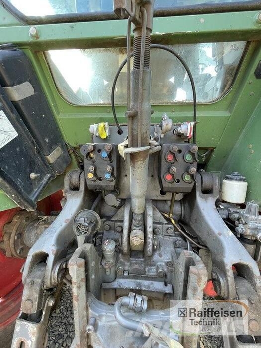 Fendt Farmer 411 Vario Traktory