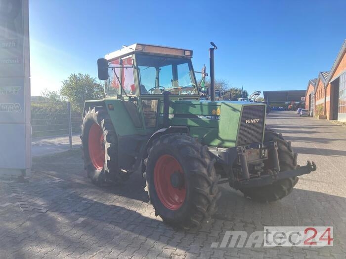 Fendt FAVORIT 611 LS Tractoren