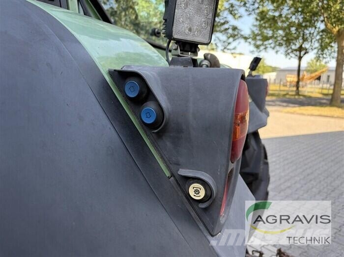 Fendt FAVORIT 714 VARIO Trattori