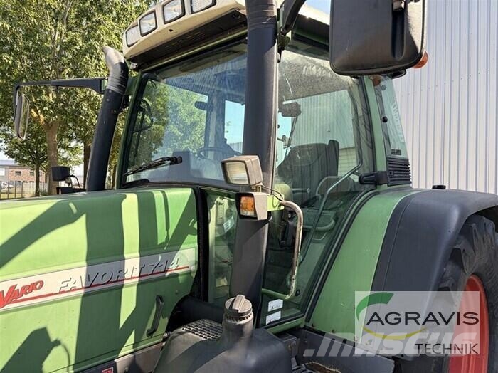 Fendt FAVORIT 714 VARIO Trattori