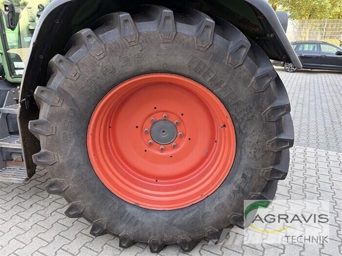 Fendt FAVORIT 714 VARIO Trattori