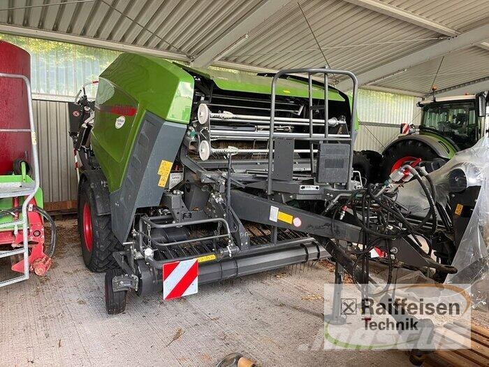 Fendt Rotana 130F Combi Ronde-balenpersen